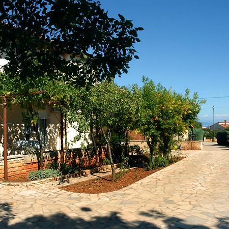 Apartment Valentina Ližnjan Kültér fotó
